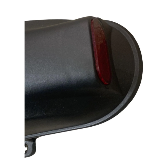 iscooter-ix5-rear-mudguard-with-tail-light-fitted-EU